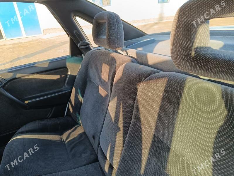 Opel Vectra 1990 - 38 000 TMT - Фарап - img 3