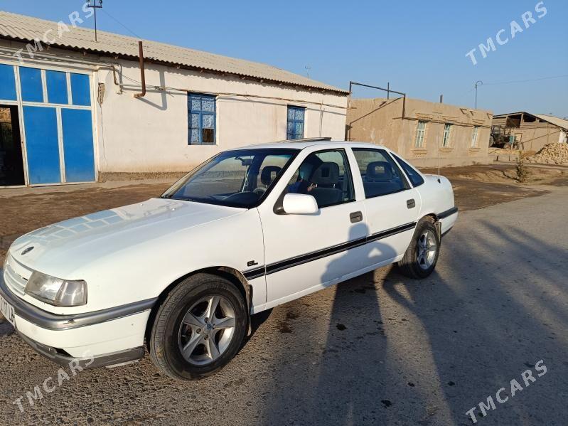 Opel Vectra 1990 - 38 000 TMT - Фарап - img 7