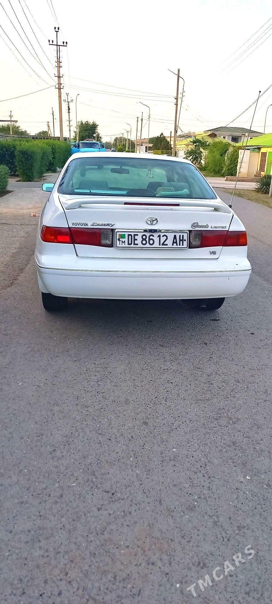 Toyota Camry 2000 - 145 000 TMT - Tejen - img 4