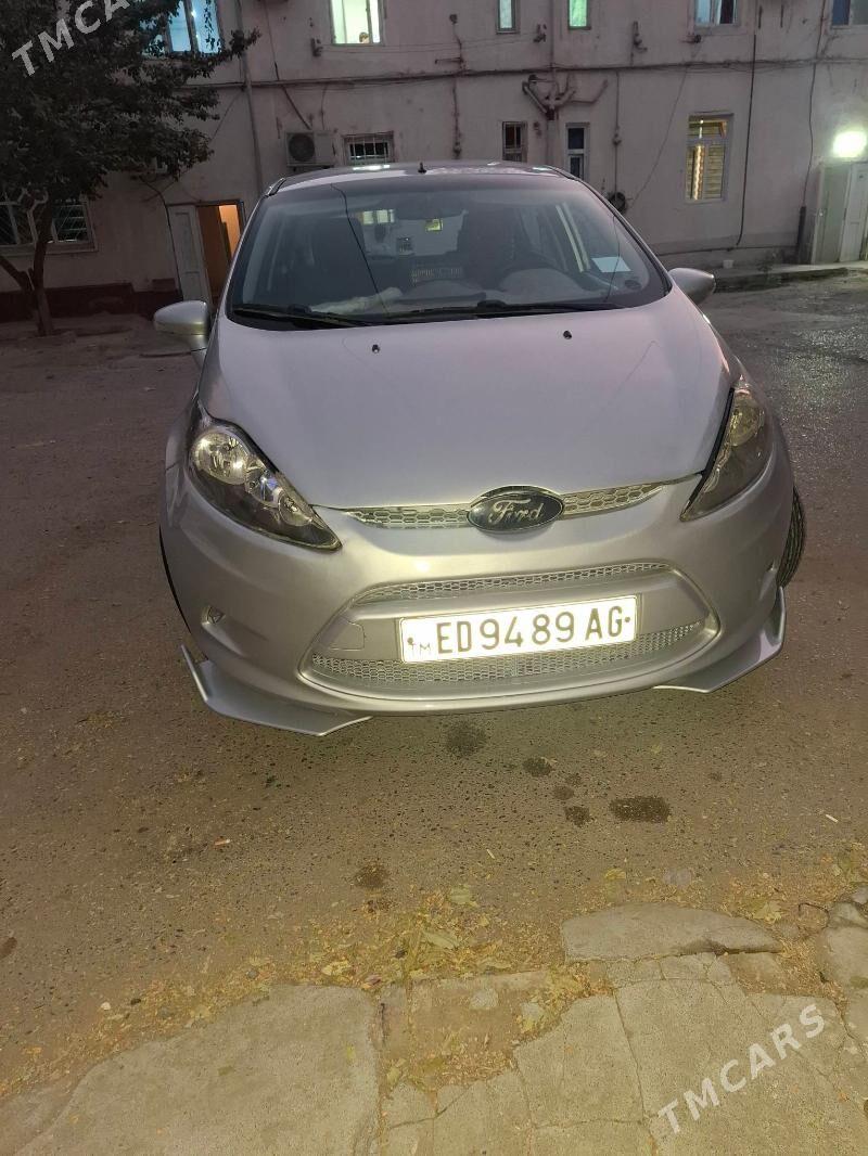 Ford Fiesta 2011 - 100 000 TMT - 30 mkr - img 2