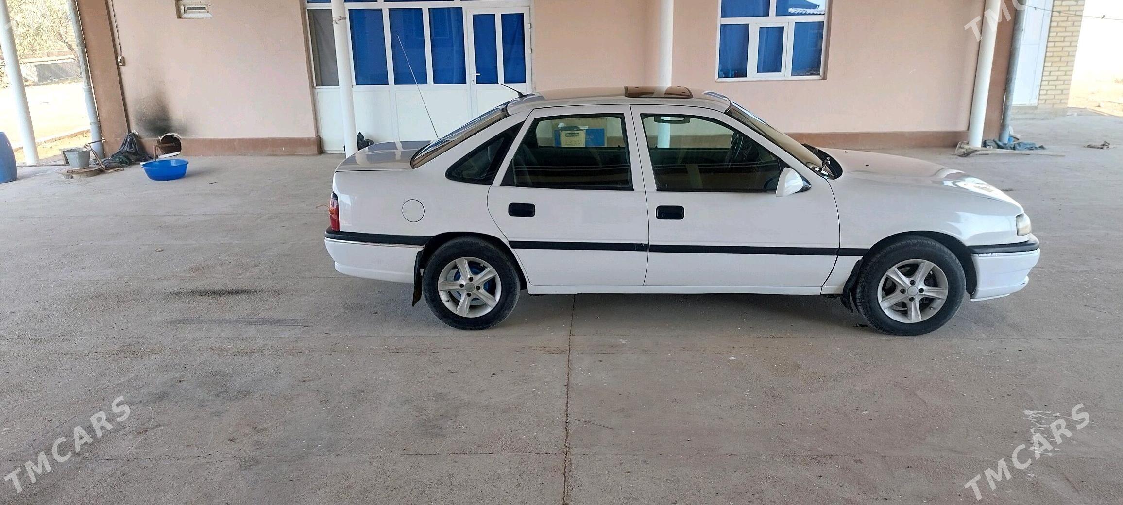 Opel Vectra 1994 - 35 000 TMT - Туркменабат - img 1