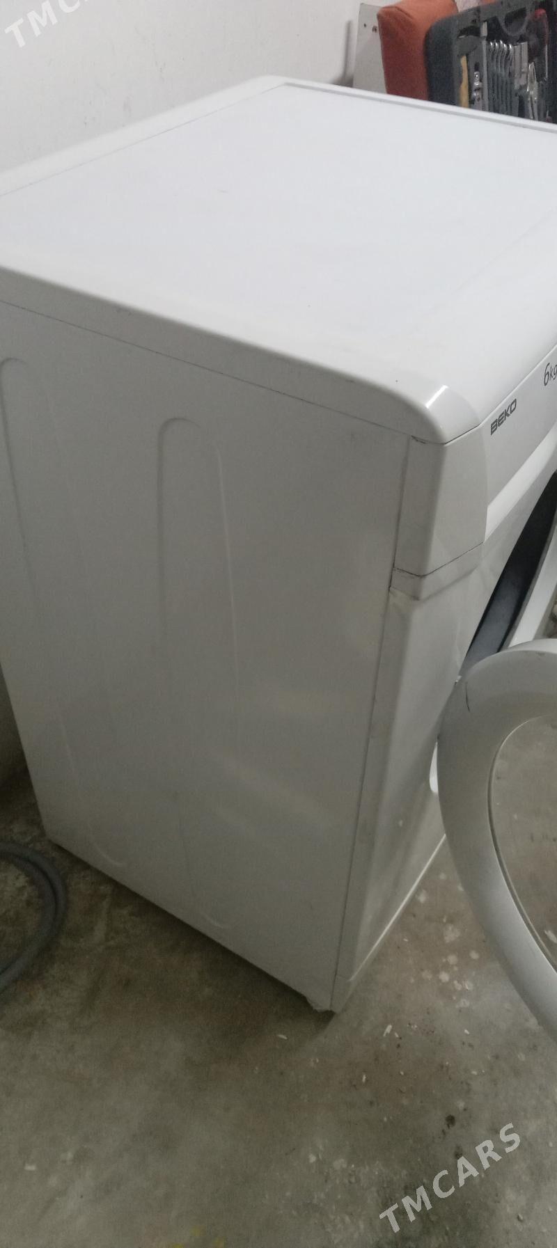 kir maşyn Beko - 14-nji tapgyr (Sowhozny köç) - img 1