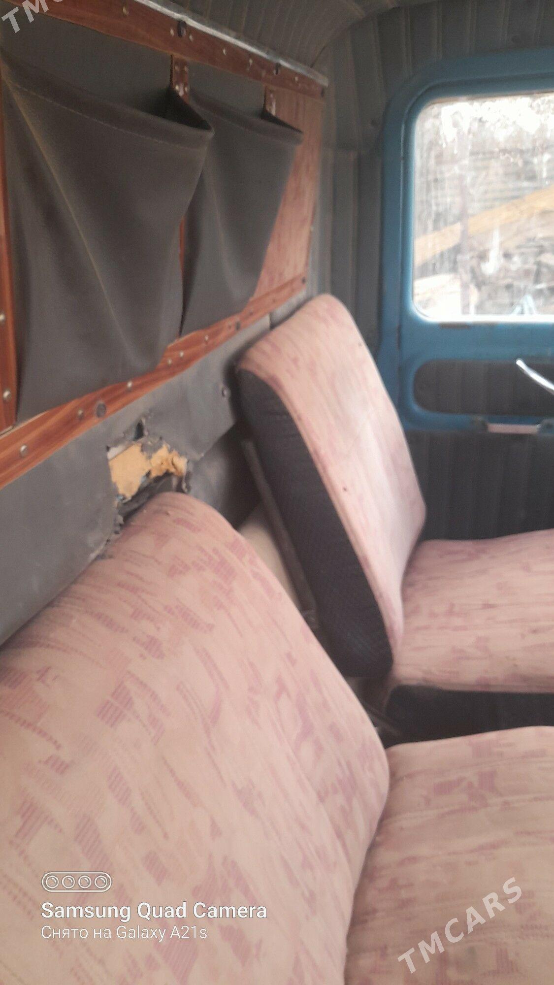 Zil 130 1988 - 60 000 TMT - Теджен - img 3