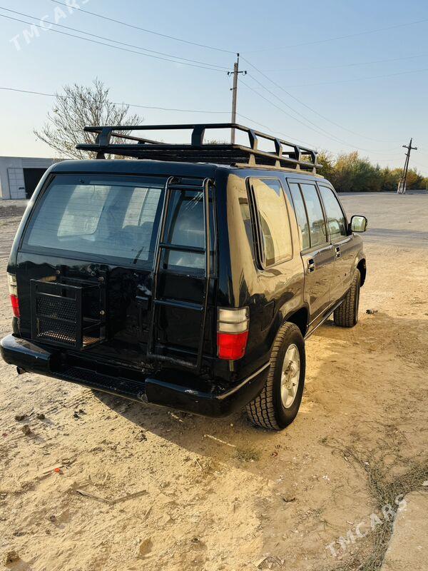 Isuzu Trooper 1999 - 45 000 TMT - Дашогуз - img 2