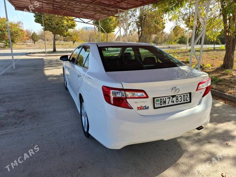 Toyota Camry 2012 - 230 000 TMT - Дашогуз - img 3