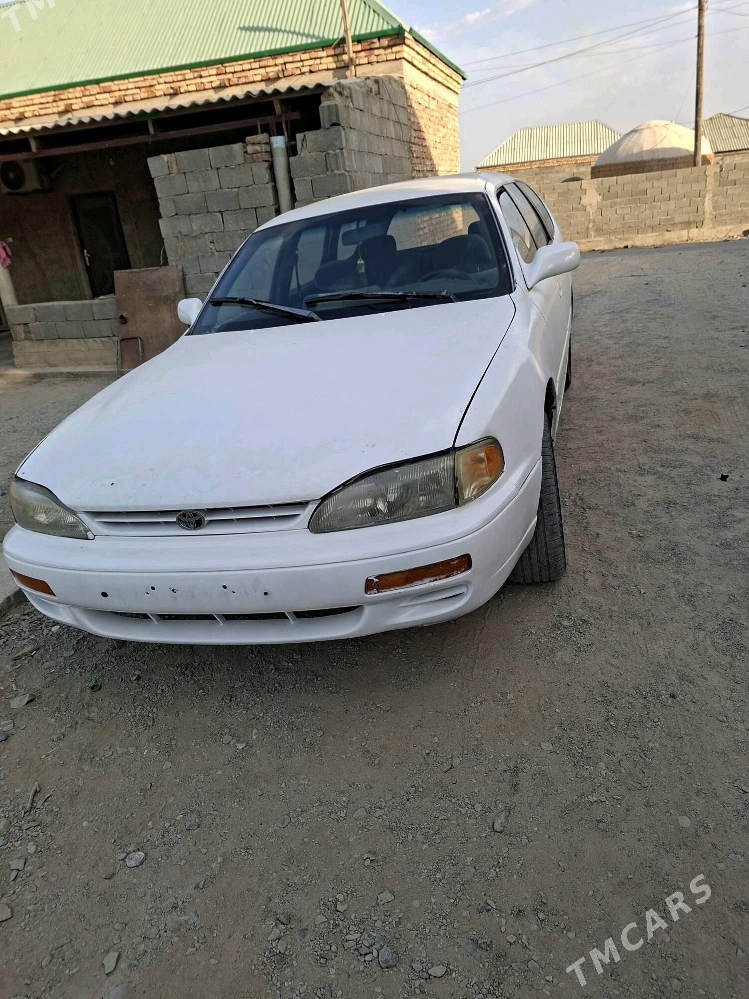 Toyota Camry 1993 - 65 555 TMT - Bäherden - img 1