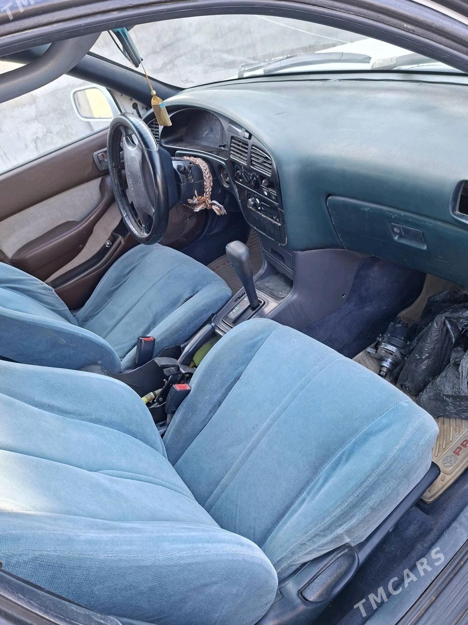 Toyota Camry 1993 - 65 555 TMT - Bäherden - img 5