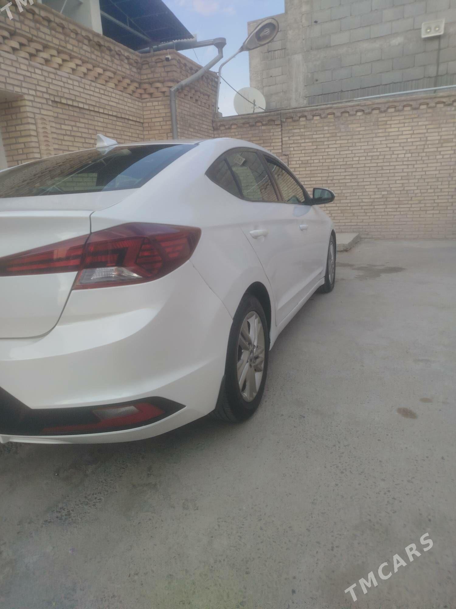 Hyundai Elantra 2019 - 210 000 TMT - Хитровка - img 3