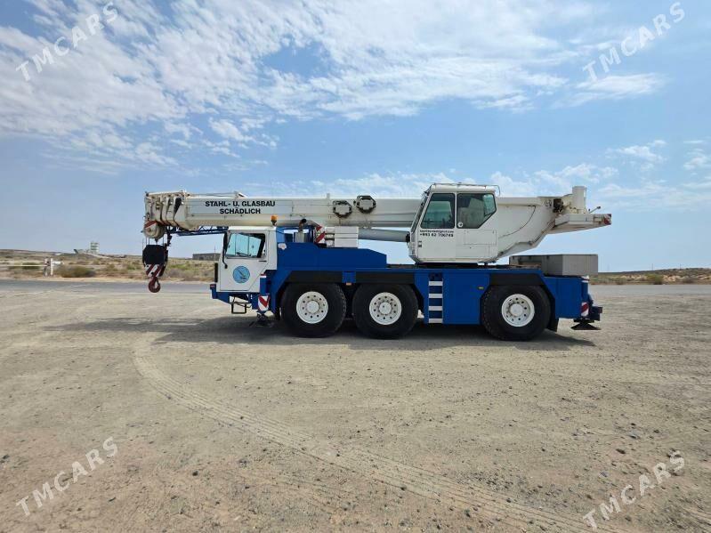 Liebherr LTM 2000 - 2 000 000 TMT - Türkmenbaşy - img 2