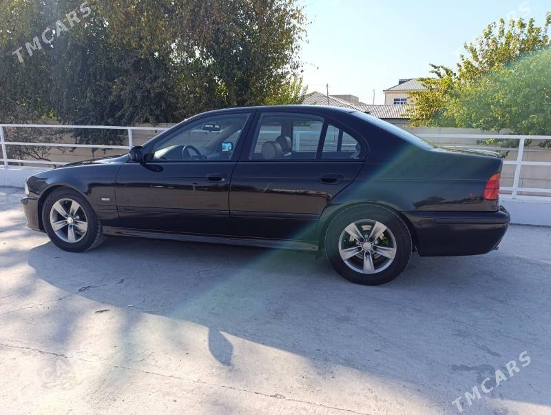 BMW E39 1999 - 130 000 TMT - Туркменабат - img 3