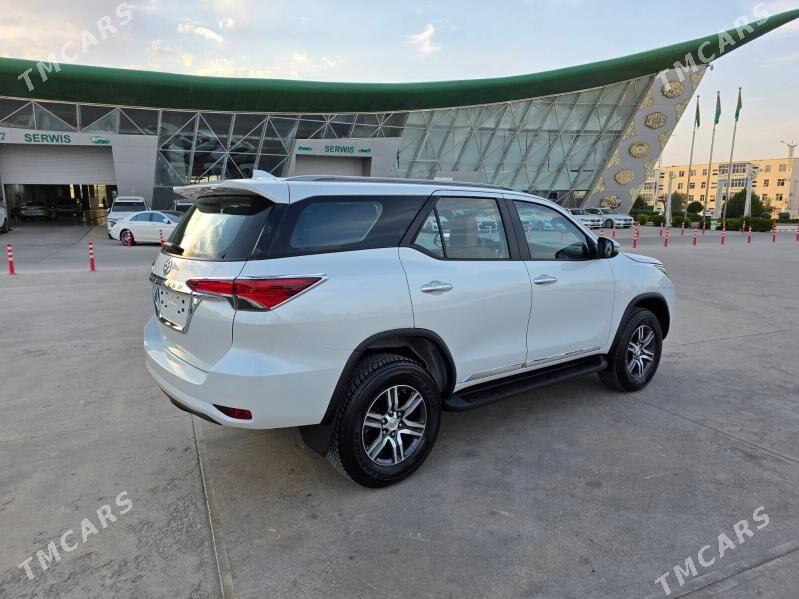 Toyota Fortuner 2024 - 687 000 TMT - Aşgabat - img 3