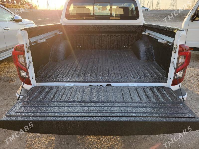Nissan Navara 2025 - 490 000 TMT - Туркменабат - img 9