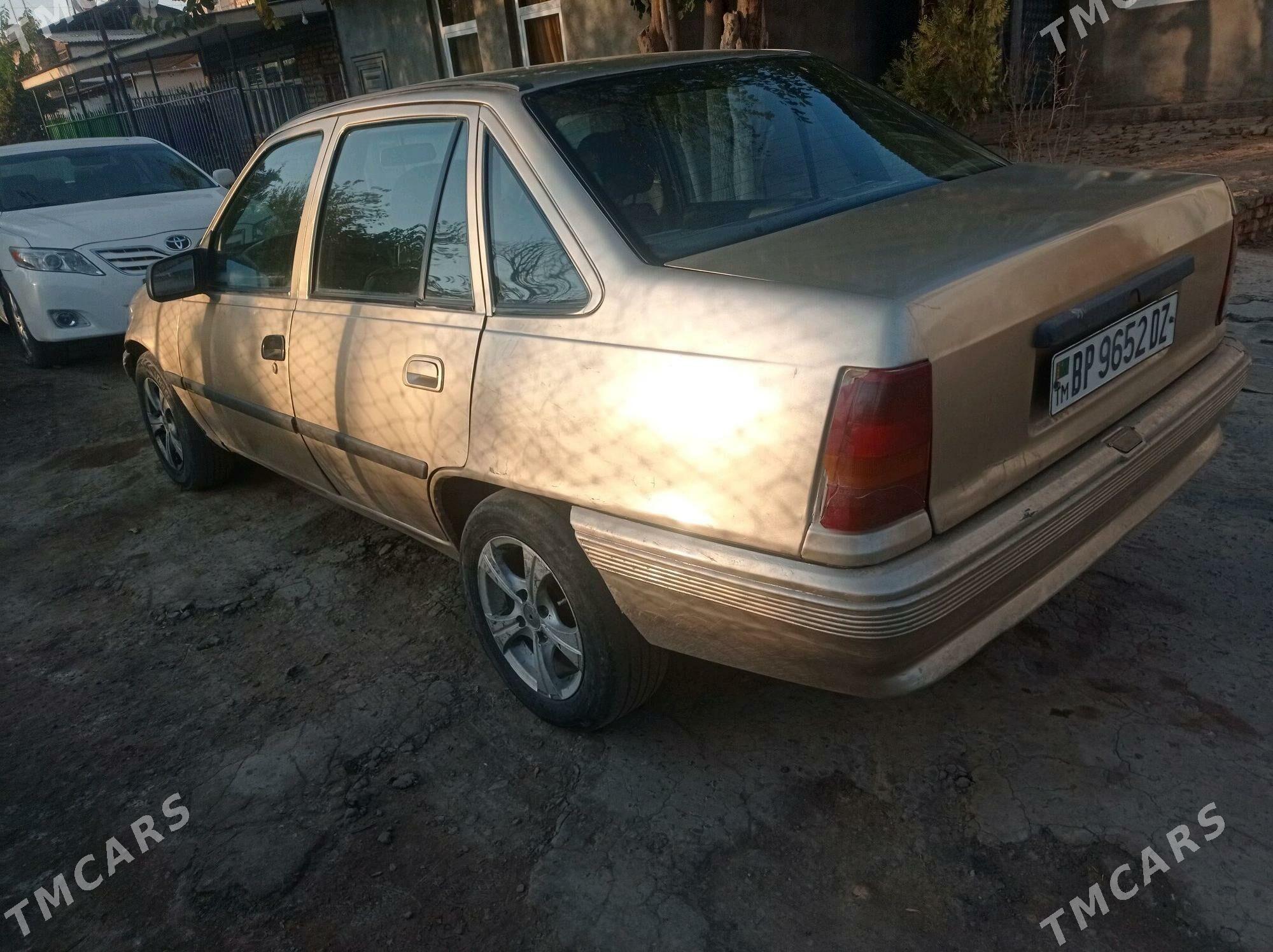 Opel Vectra 1987 - 19 000 TMT - Daşoguz - img 1