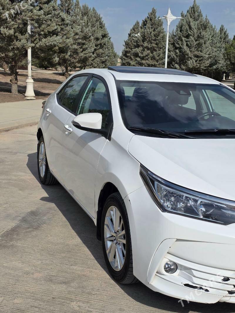 Toyota Corolla 2018 - 195 000 TMT - Кëши - img 3
