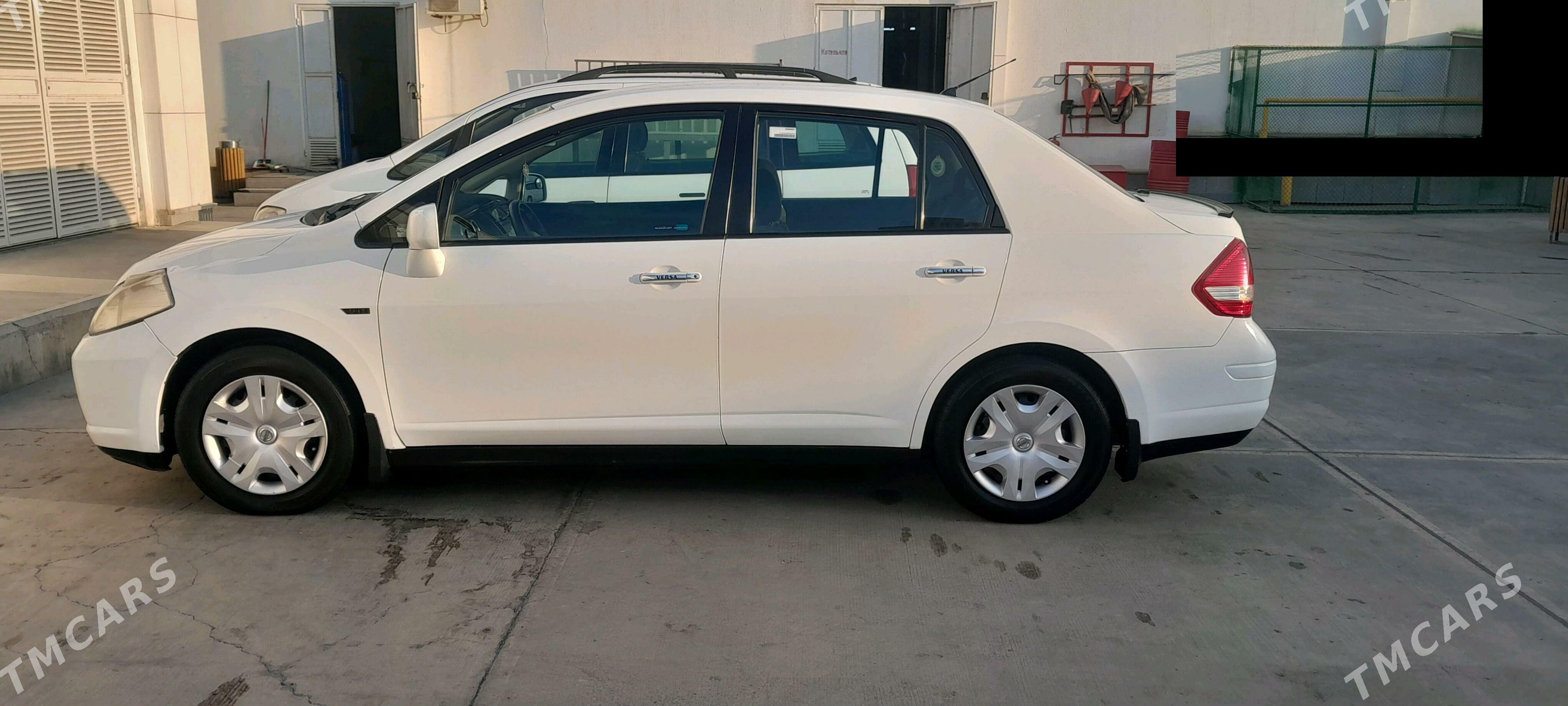 Nissan Versa 2010 - 120 000 TMT - Ашхабад - img 4