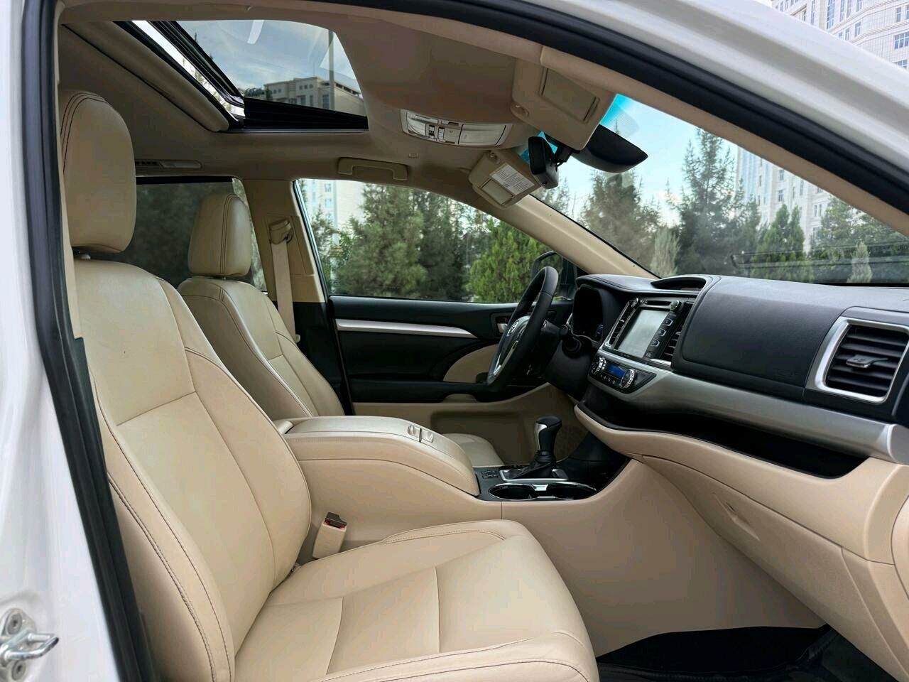 Toyota Highlander 2019 - 515 000 TMT - Ашхабад - img 10