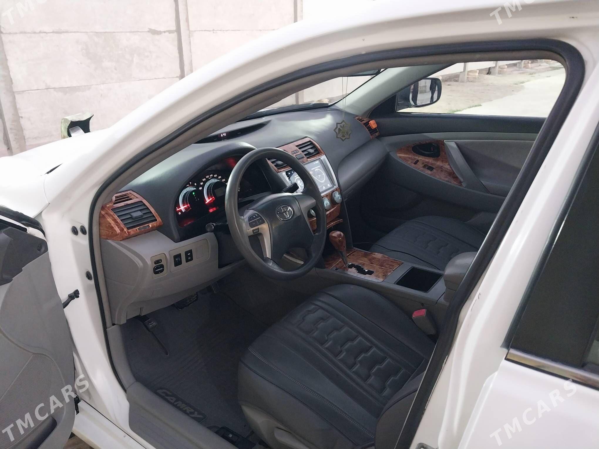 Toyota Camry 2010 - 150 000 TMT - Mary - img 1