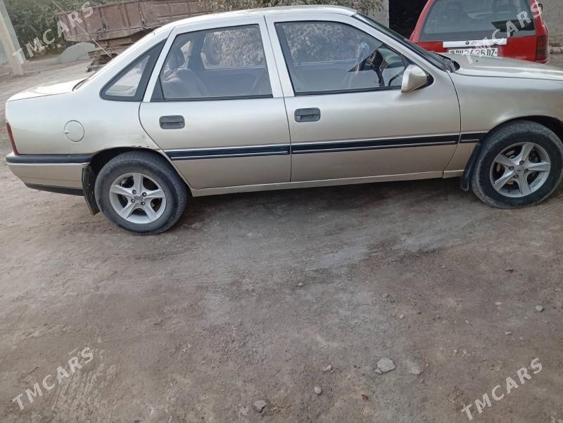Opel Vectra 1991 - 46 000 TMT - Шабатский этрап - img 1