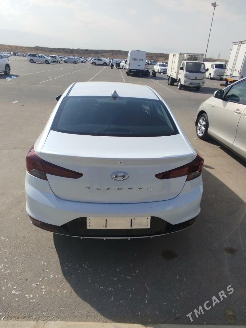 Hyundai Elantra 2020 - 217 000 TMT - "Altyn Asyr" Gündogar bazary (Jygyllyk) - img 2