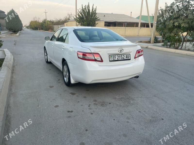 Toyota Camry 2011 - 194 000 TMT - Гёкдже - img 4