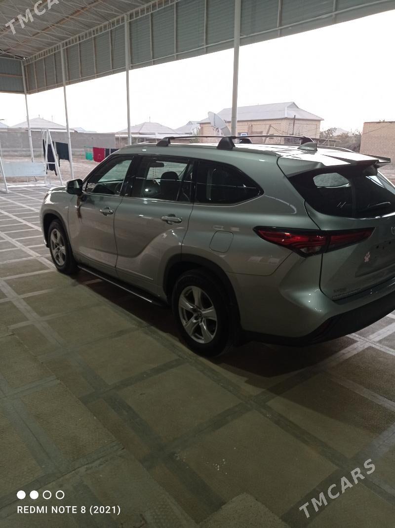 Toyota Highlander 2022 - 560 000 TMT - Туркменабат - img 5
