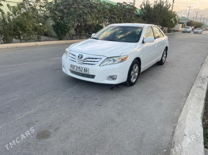 Toyota Camry 2011 - 194 000 TMT - Гёкдже - img 2