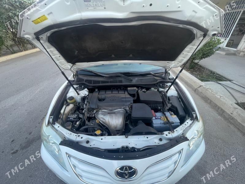 Toyota Camry 2011 - 194 000 TMT - Гёкдже - img 7