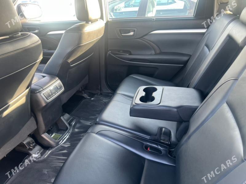 Toyota Highlander 2019 - 450 000 TMT - Aşgabat - img 1