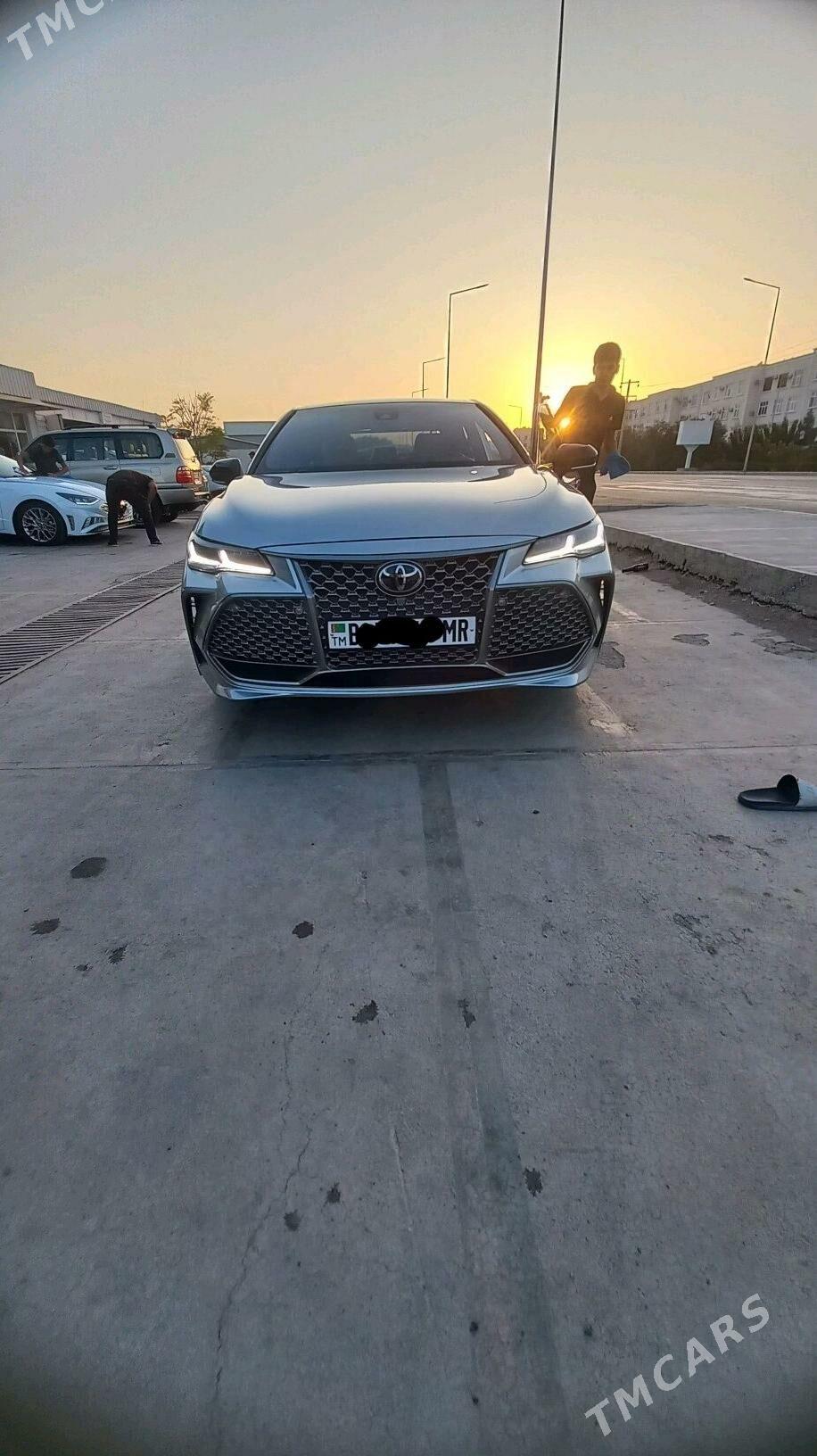 Toyota Avalon 2019 - 520 000 TMT - Мары - img 1