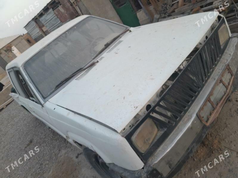 Mazda B-Series Pickup 1994 - 6 000 TMT - Кака - img 1