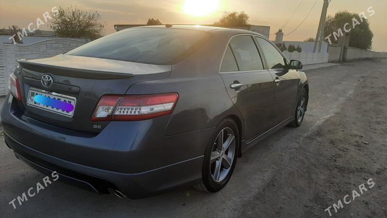 Toyota Camry 2010 - 230 000 TMT - Дашогуз - img 5