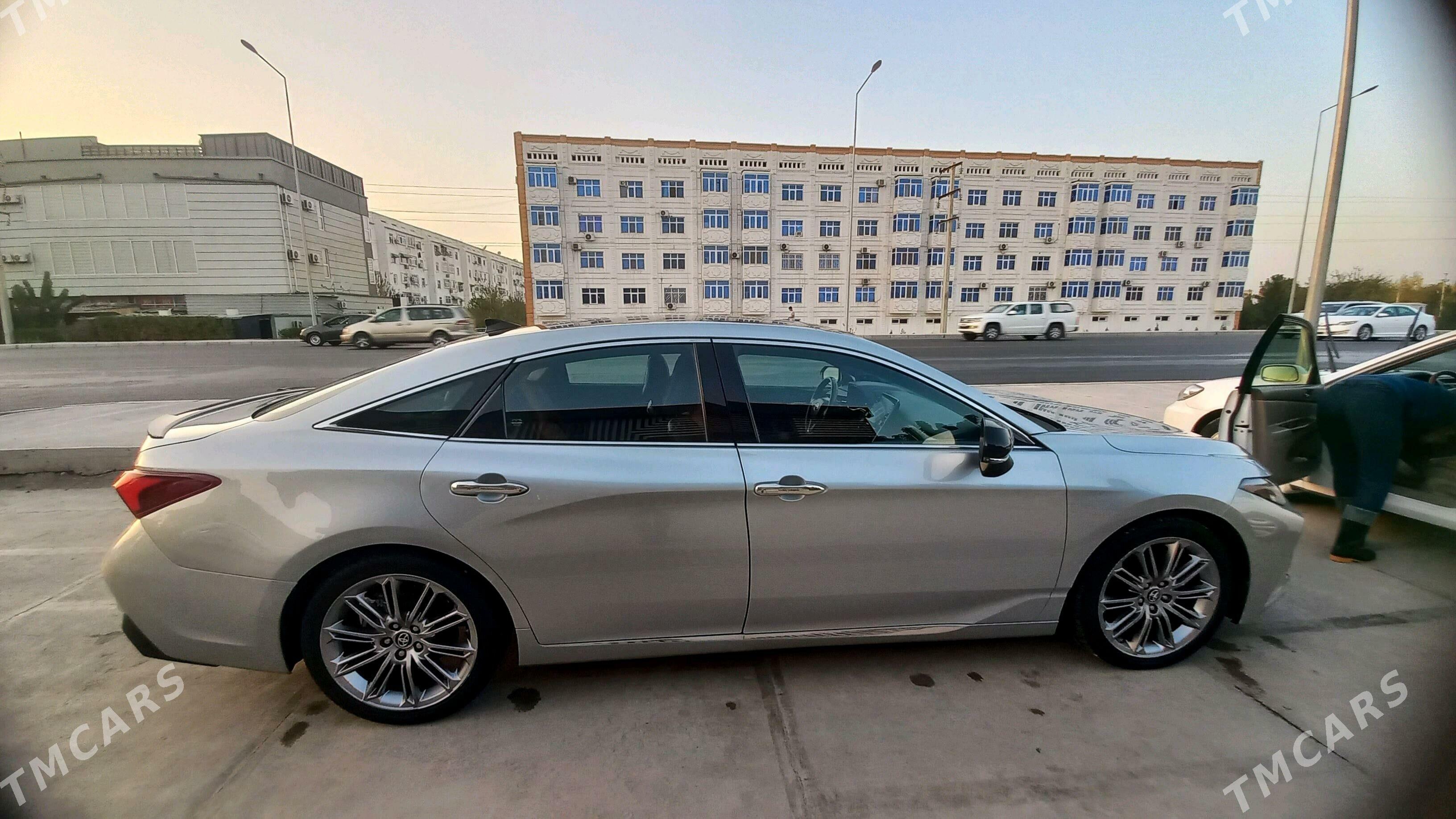Toyota Avalon 2019 - 520 000 TMT - Мары - img 3