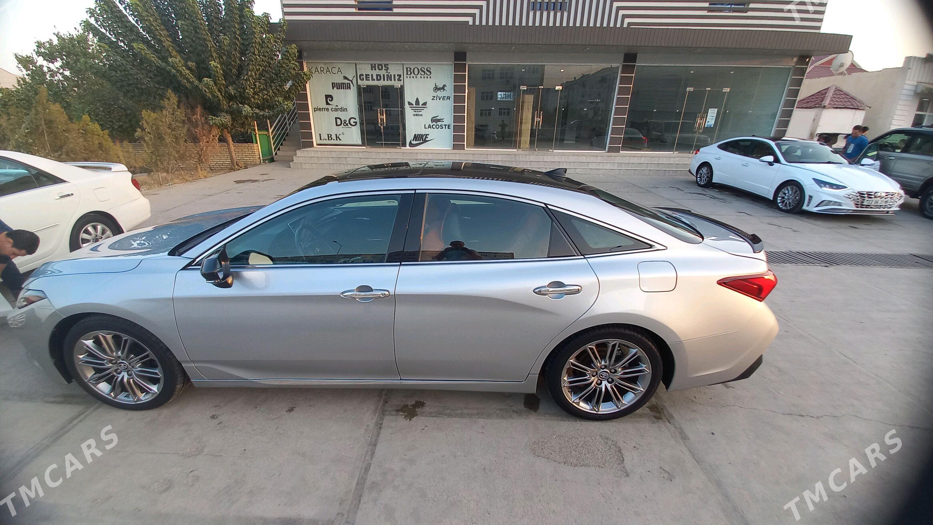 Toyota Avalon 2019 - 520 000 TMT - Мары - img 4
