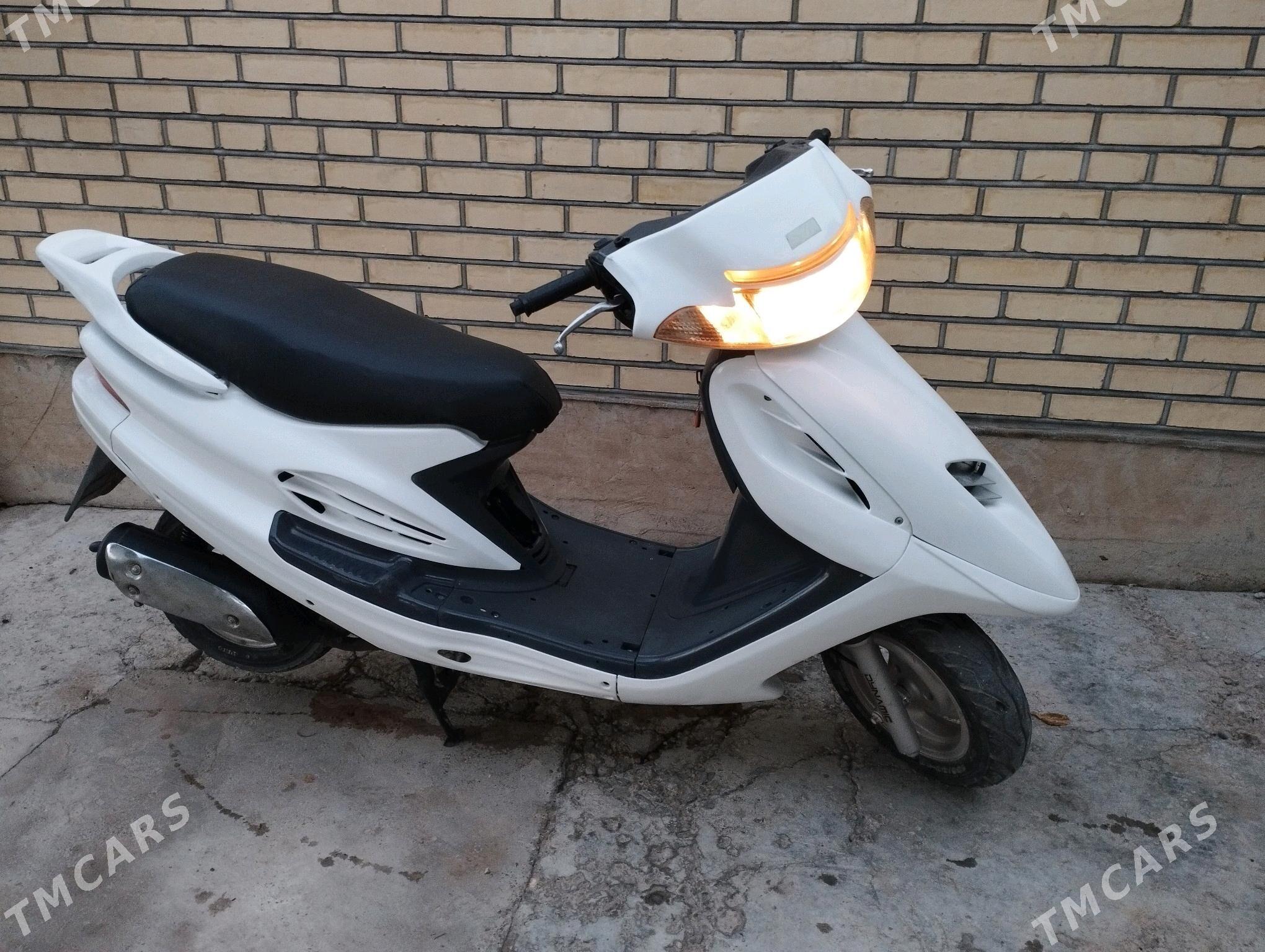 скутер zym - Ёлётен - img 1