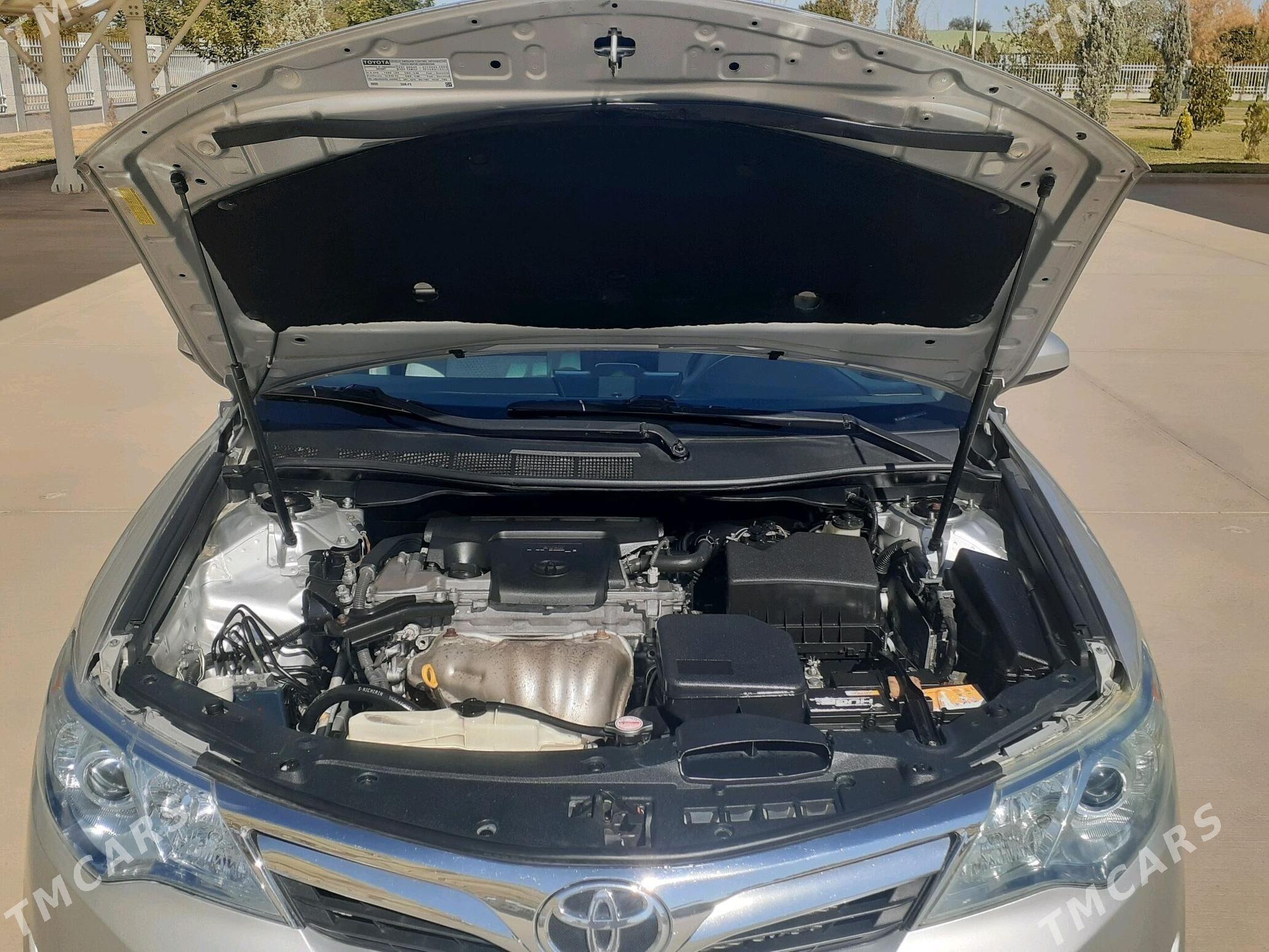 Toyota Camry 2012 - 218 000 TMT - Дашогуз - img 7