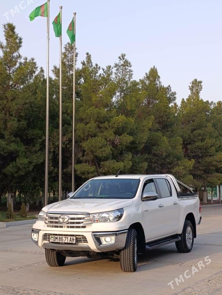 Toyota Hilux 2020 - 530 000 TMT - Gökdepe - img 5