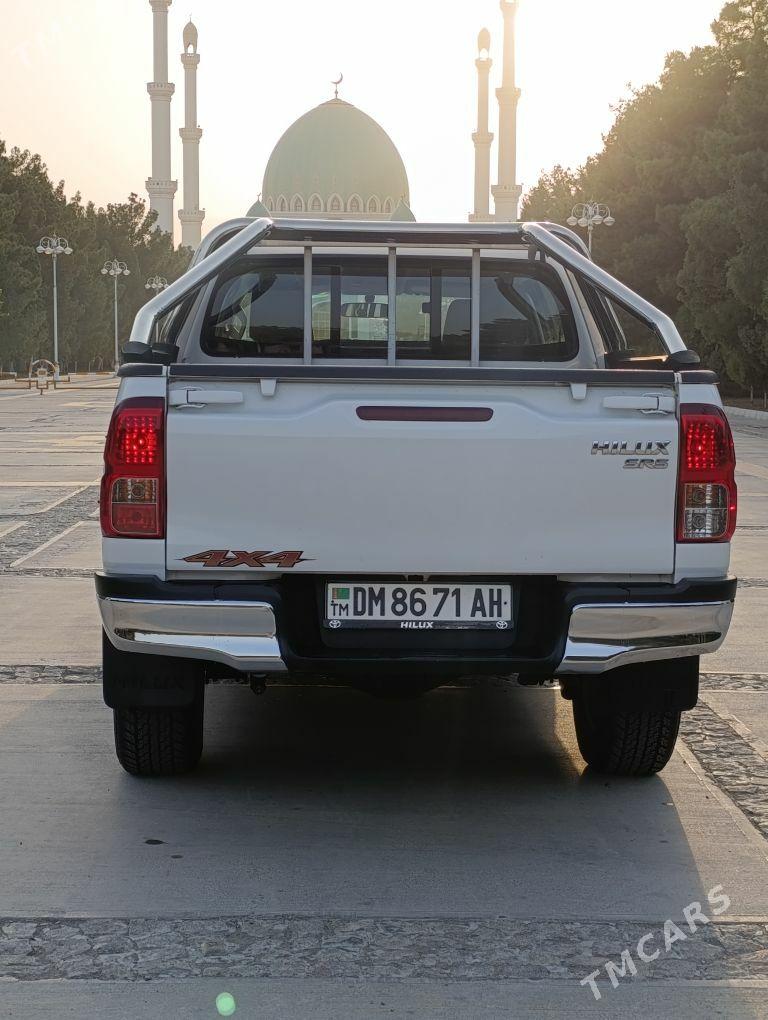 Toyota Hilux 2020 - 530 000 TMT - Gökdepe - img 3