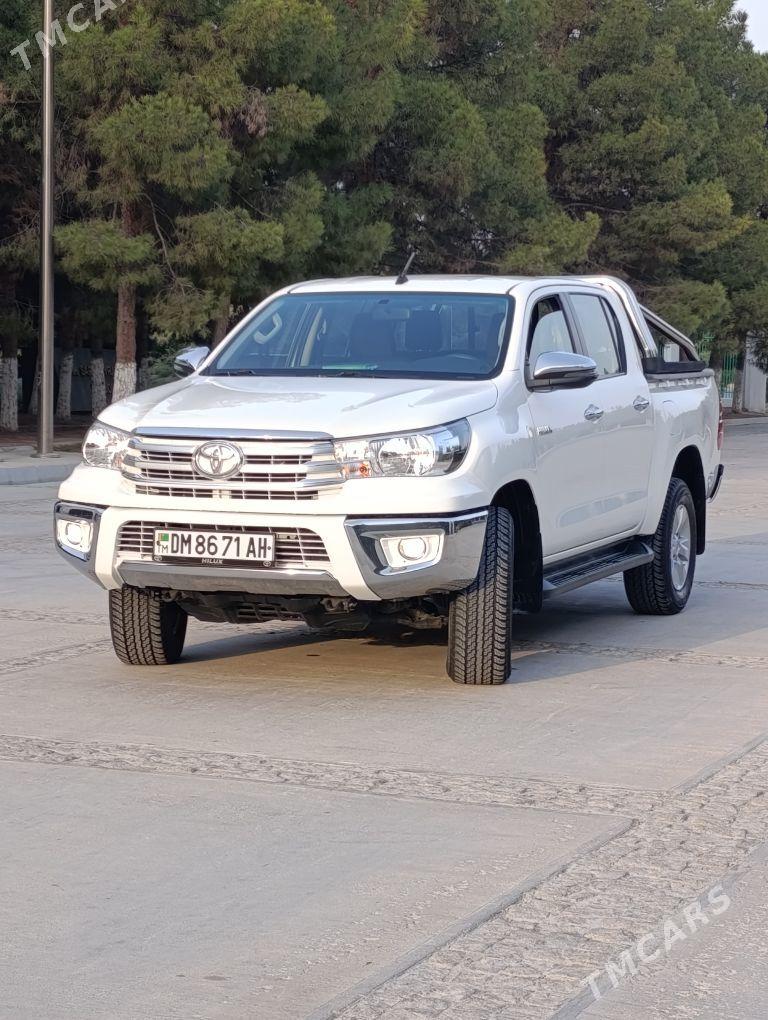 Toyota Hilux 2020 - 530 000 TMT - Gökdepe - img 10