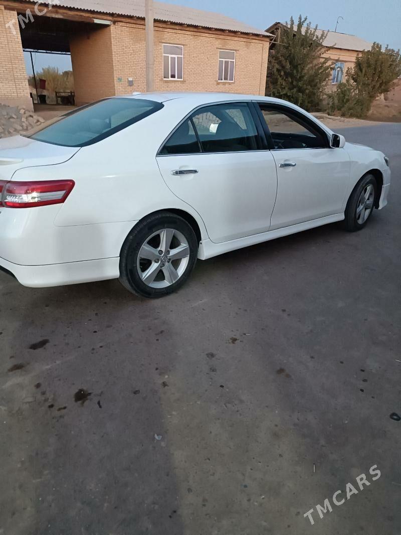 Toyota Camry 2010 - 207 000 TMT - Саят - img 2