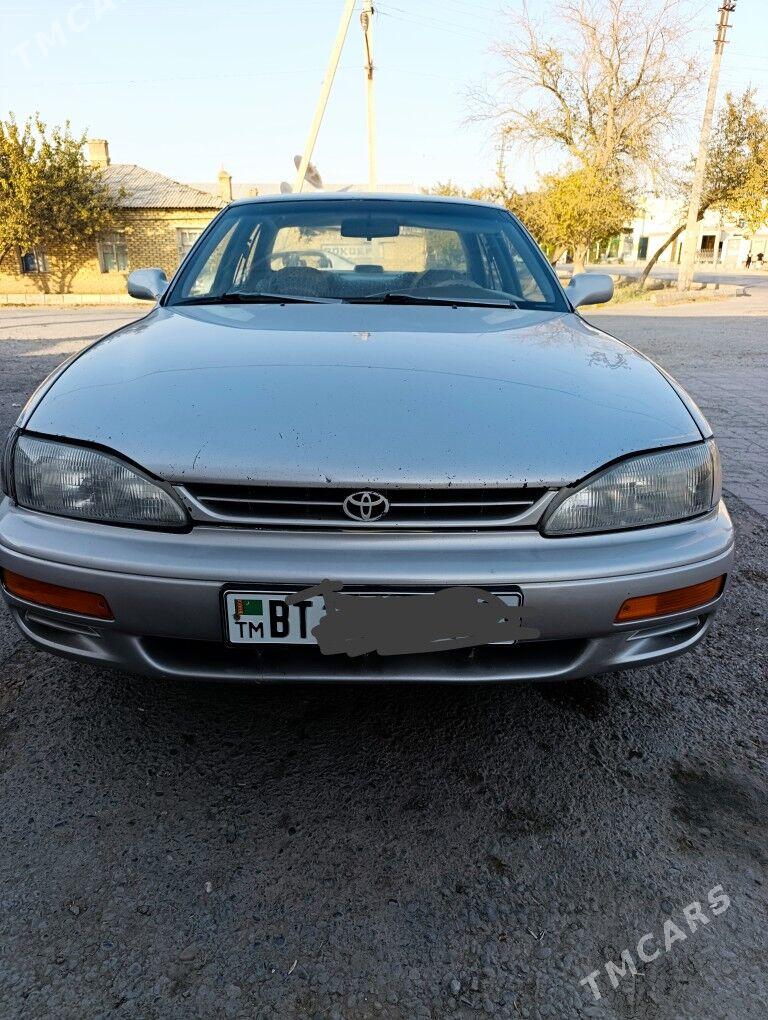Toyota Camry 1996 - 87 000 TMT - Мары - img 1