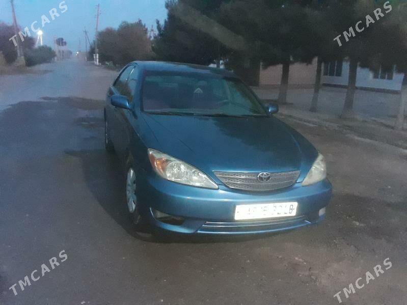 Toyota Camry 2002 - 150 000 TMT - Халач - img 1