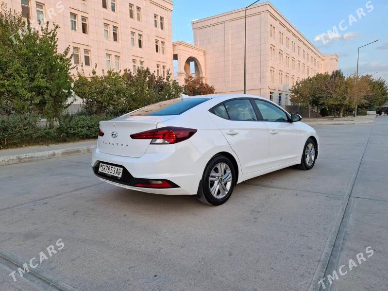 Hyundai Elantra 2020 - 215 000 TMT - Кëши - img 5