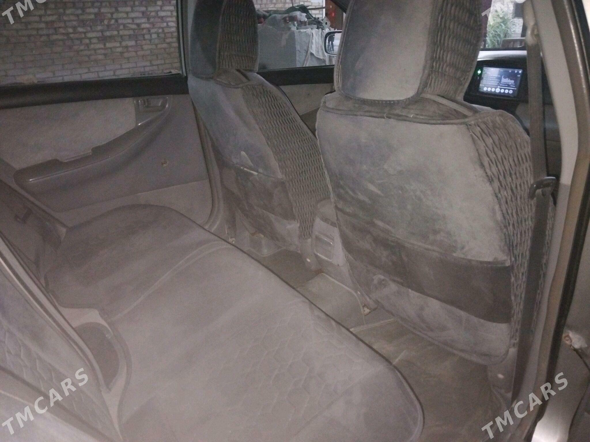 Toyota Corolla 2000 - 90 000 TMT - Мары - img 3