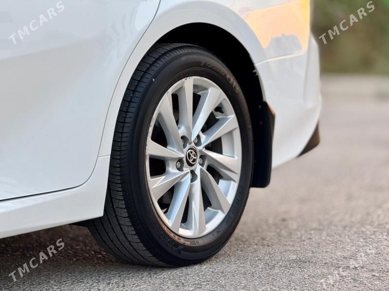 Toyota Camry 2021 - 347 000 TMT - Ашхабад - img 7