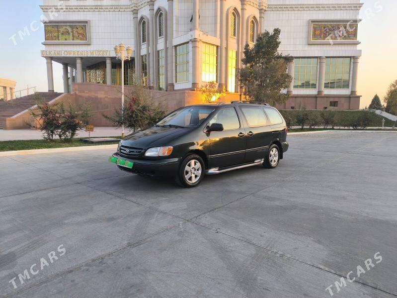 Toyota Sienna 2000 - 142 000 TMT - Мары - img 1