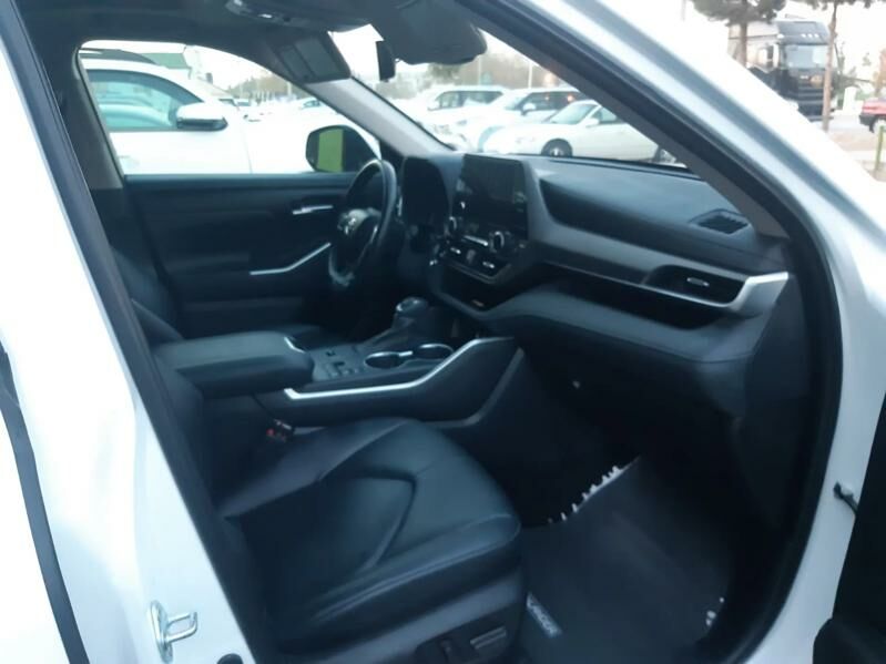 Toyota Highlander 2023 - 510 000 TMT - Мары - img 4
