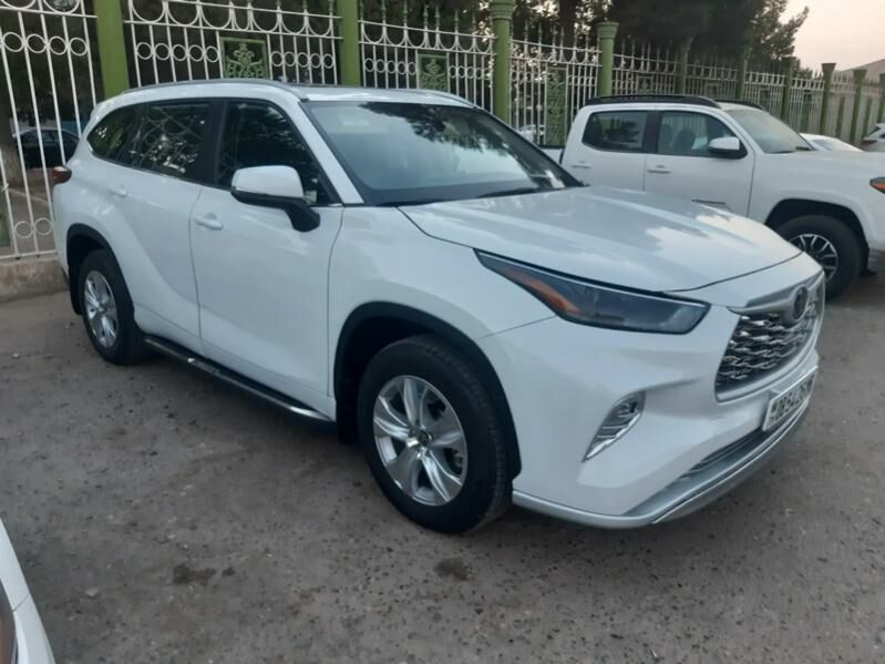 Toyota Highlander 2023 - 510 000 TMT - Мары - img 1