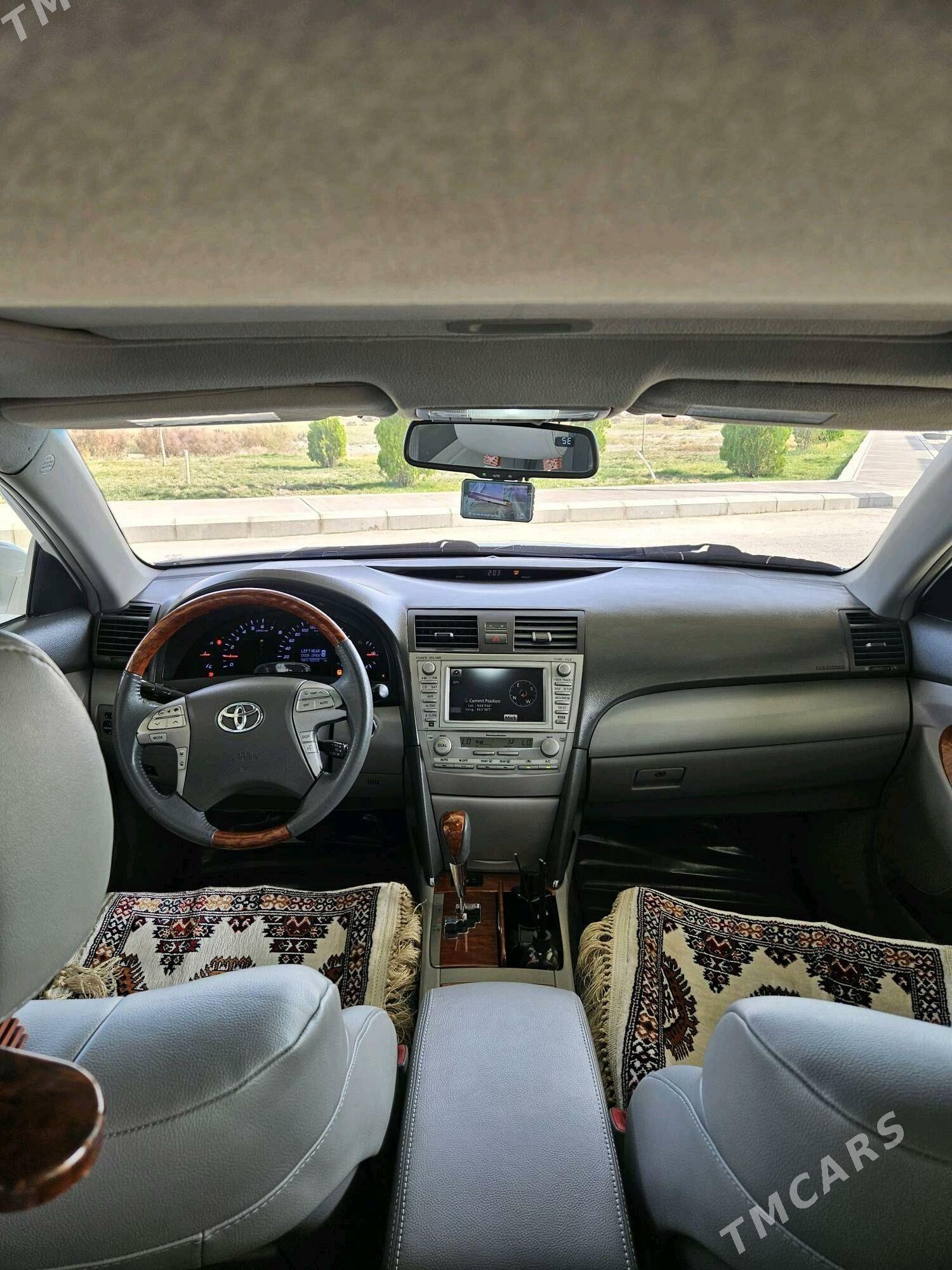 Toyota Camry 2010 - 250 000 TMT - Саят - img 1