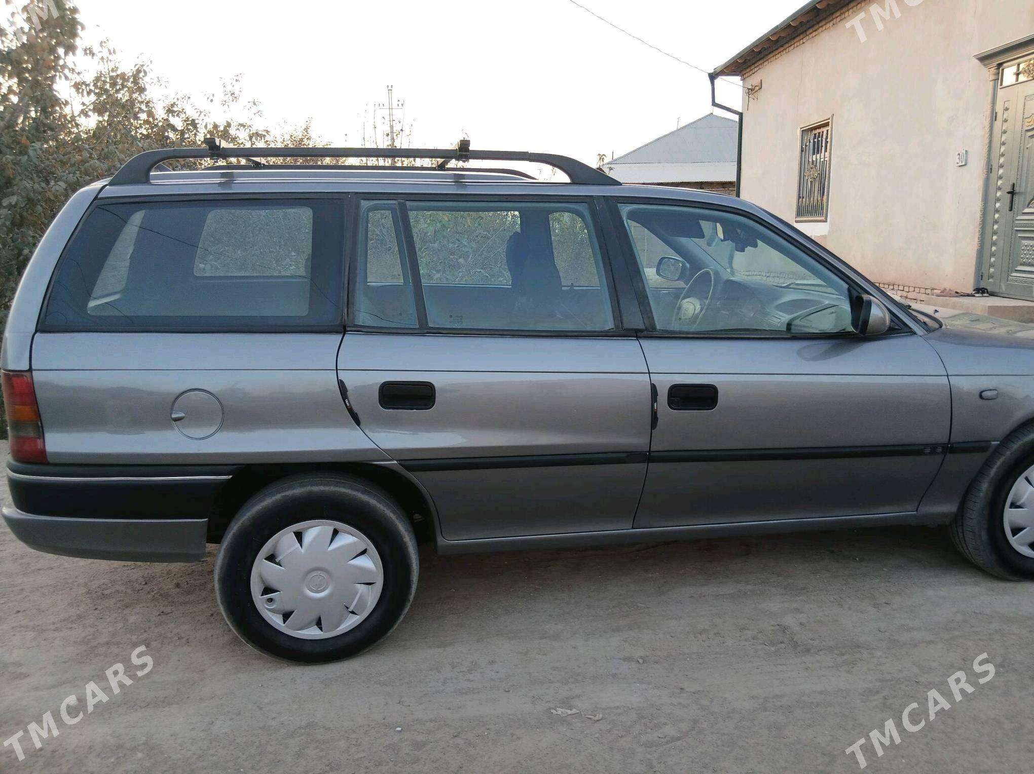 Opel Astra 1995 - 48 000 TMT - Шабатский этрап - img 3