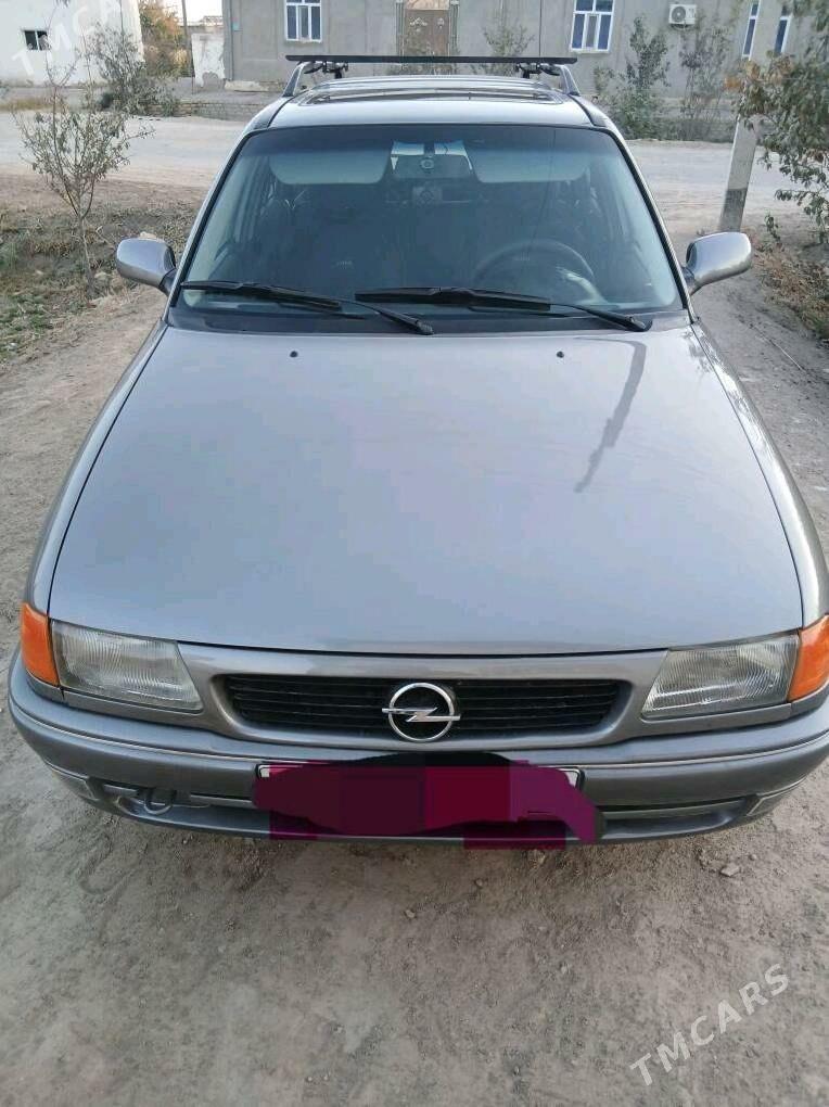 Opel Astra 1995 - 48 000 TMT - Шабатский этрап - img 1